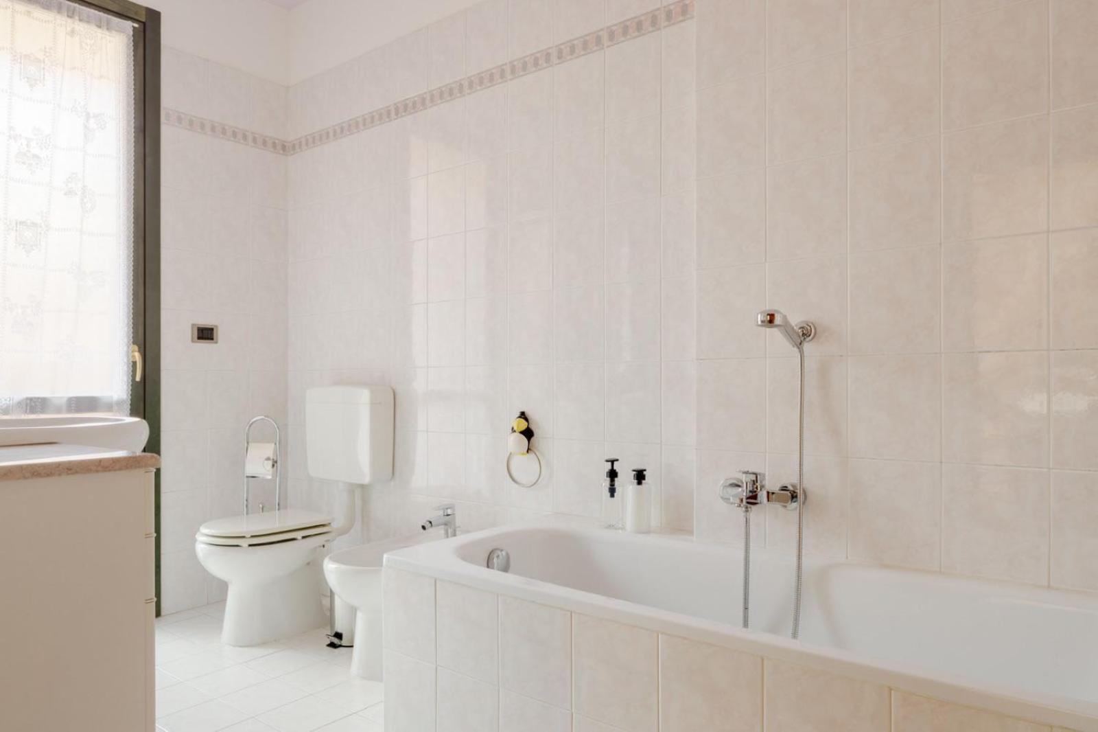 Casa Louise - Appartamento Don Bedetti Bologna Luaran gambar